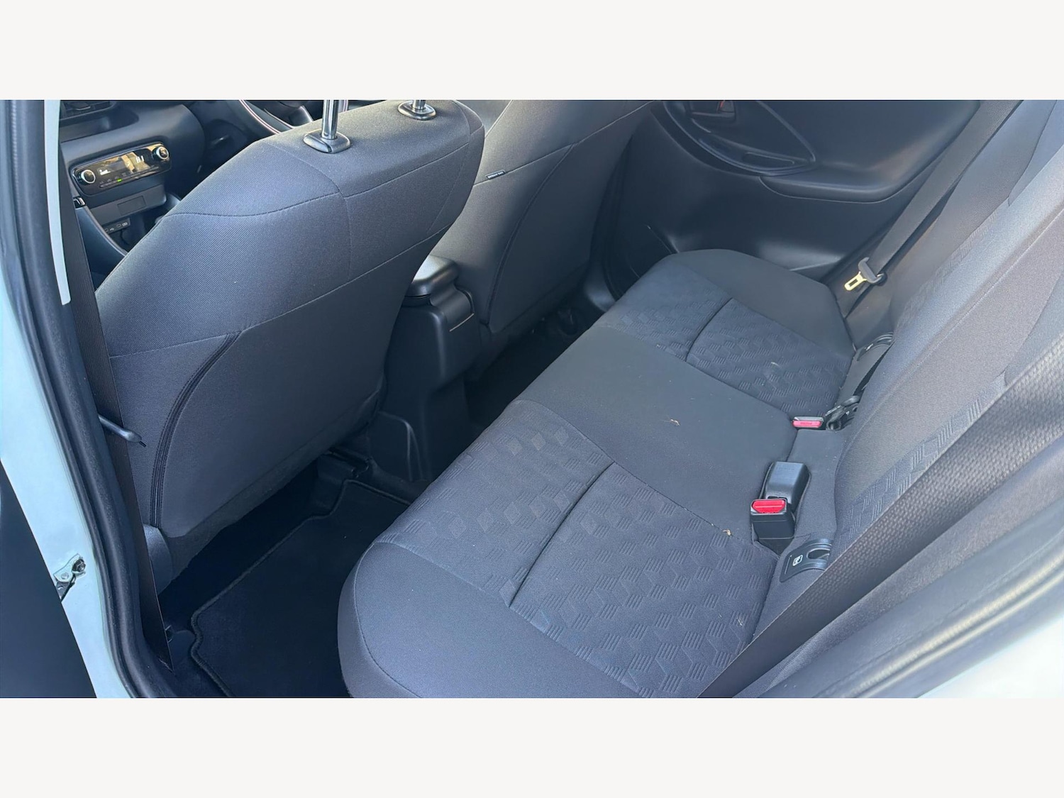 Used Toyota Yaris 2024 for sale - 77057561: Photo 15