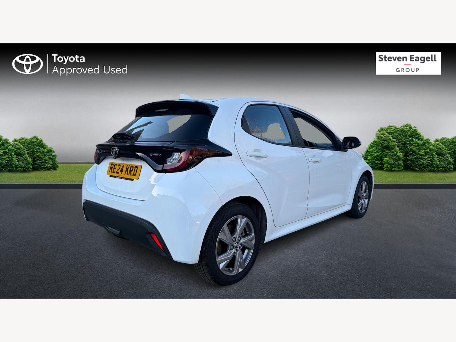 Used Toyota Yaris 2024 for sale - 77057561: Photo 2