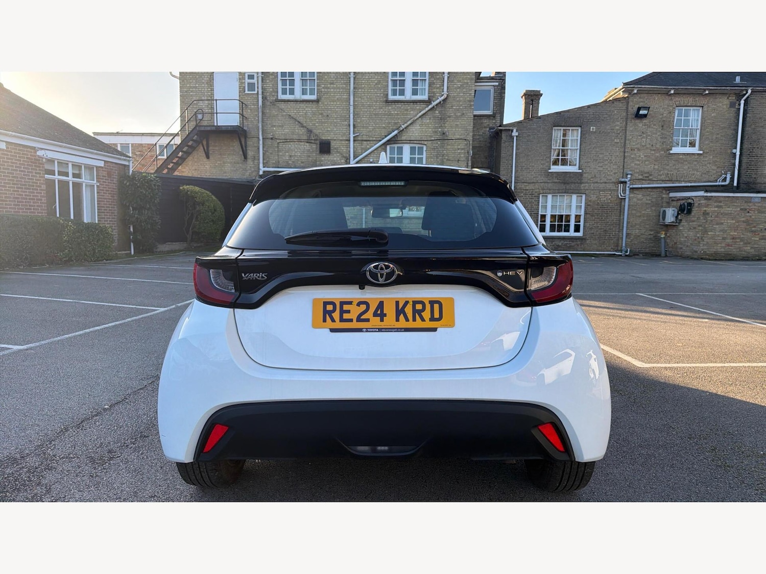 Used Toyota Yaris 2024 for sale - 77057561: Photo 21