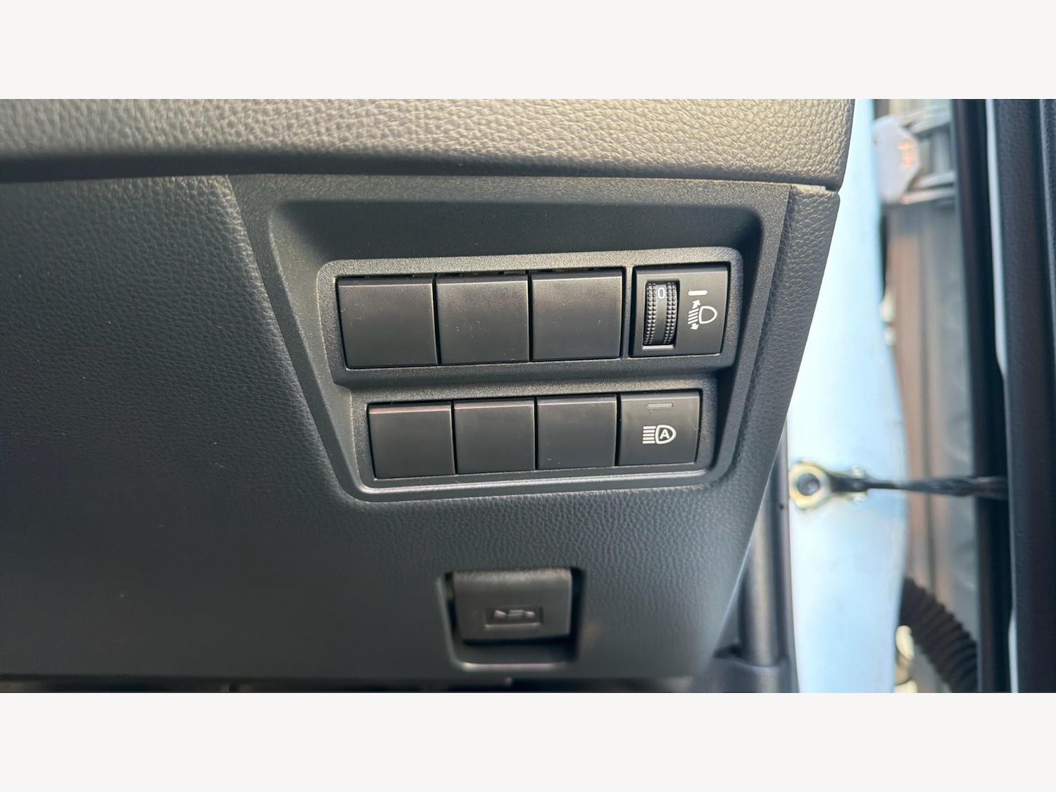 Used Toyota Yaris 2024 for sale - 77057561: Photo 29