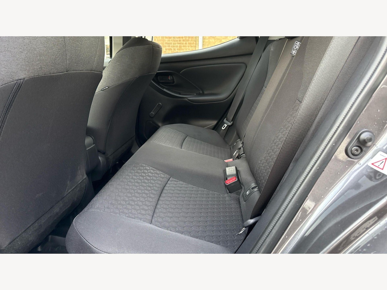 Used Toyota Yaris 2023 for sale - 78073211: Photo 14