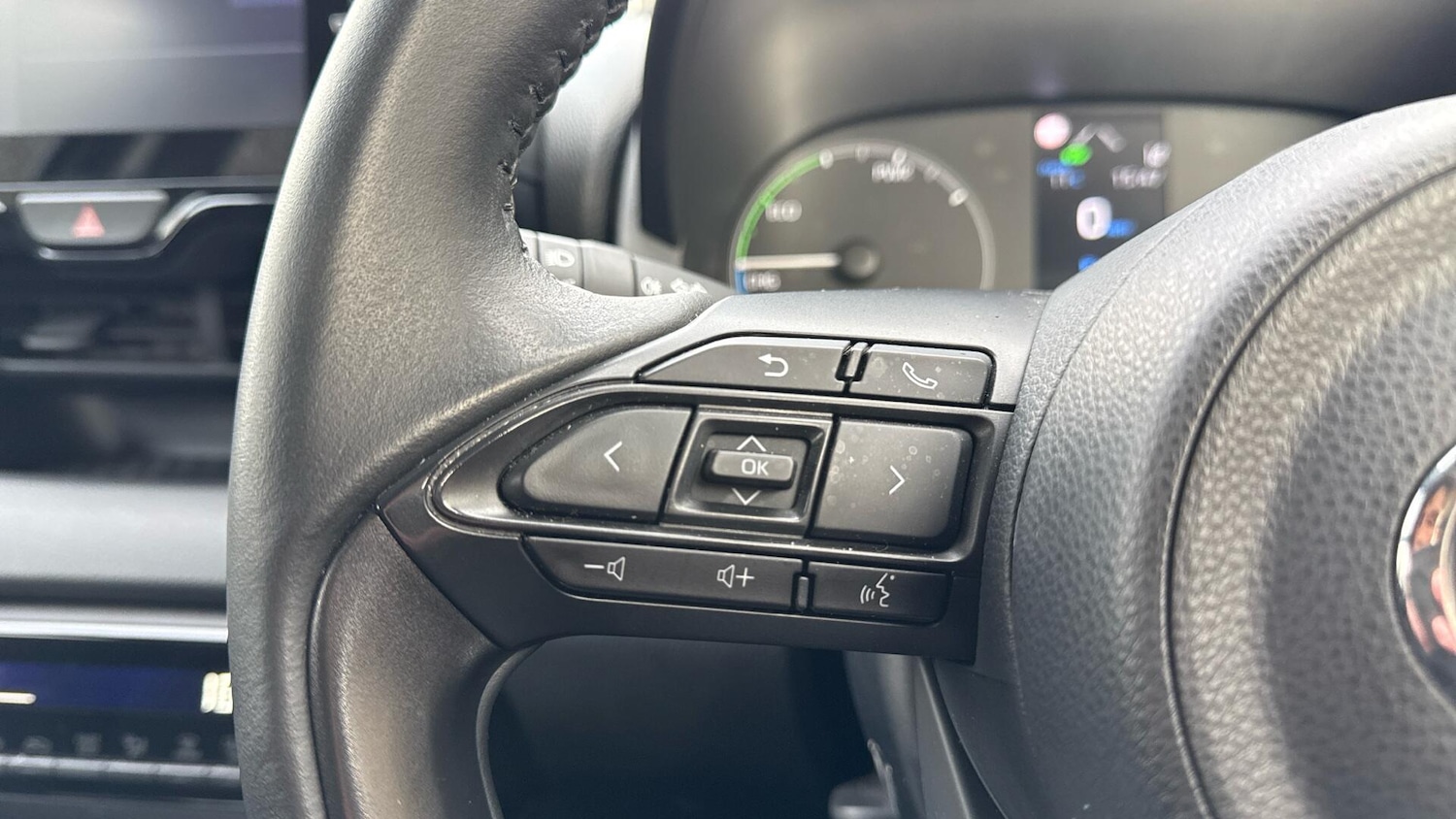 Used Toyota Yaris 2023 for sale - 78073211: Photo 34