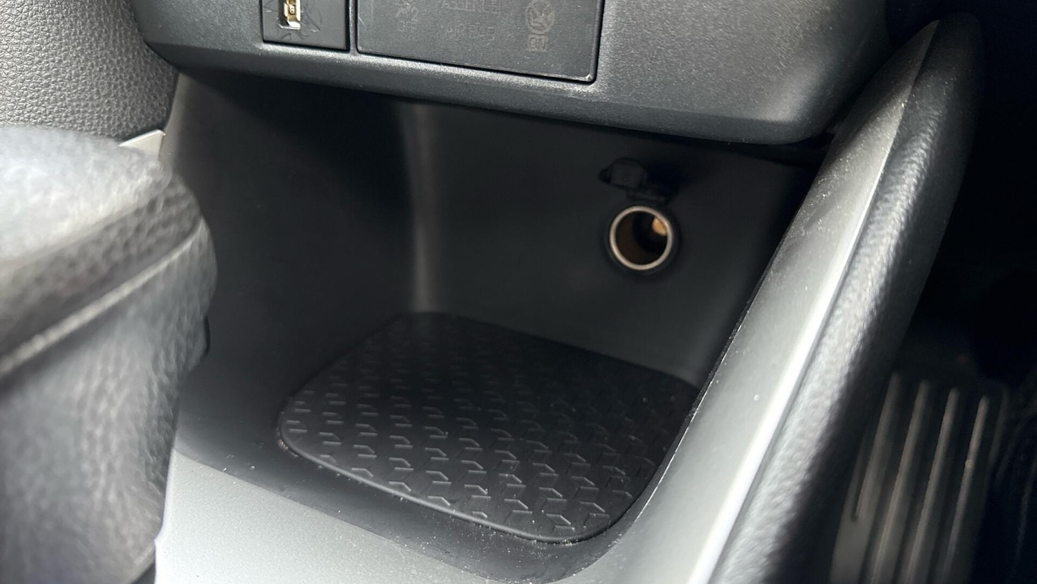 Used Toyota Yaris 2023 for sale - 78073211: Photo 38