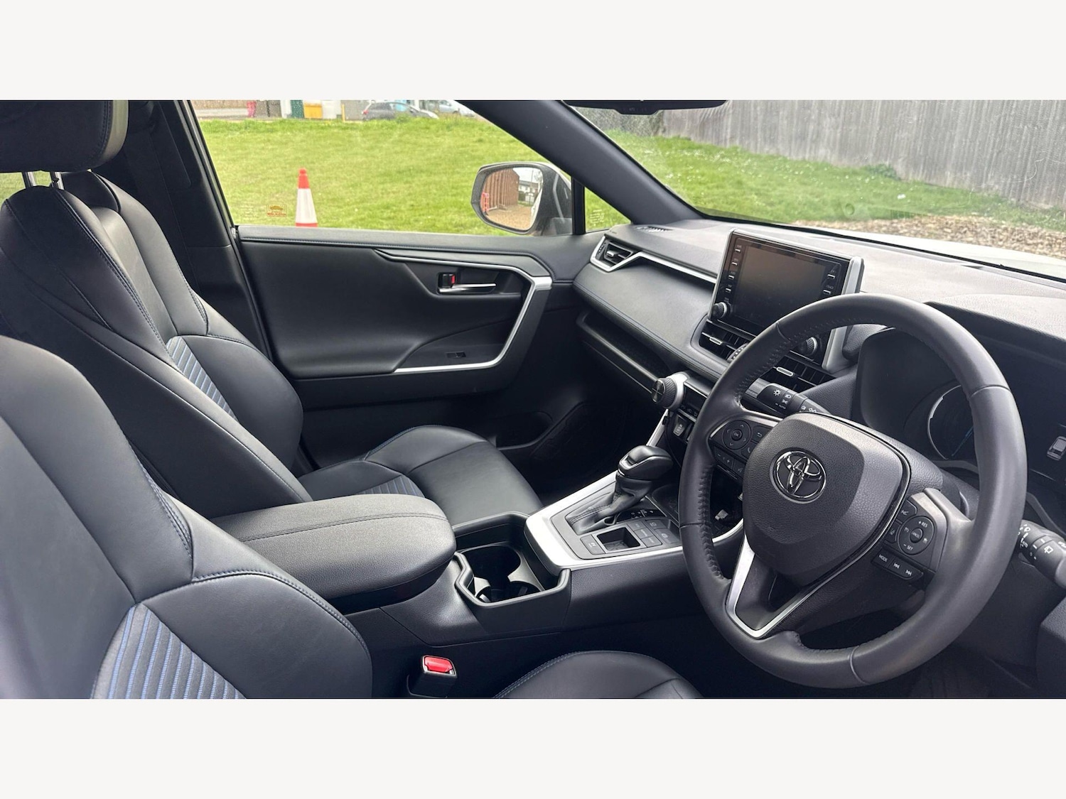 Used Toyota RAV4 2021 for sale - 77982498: Photo 13