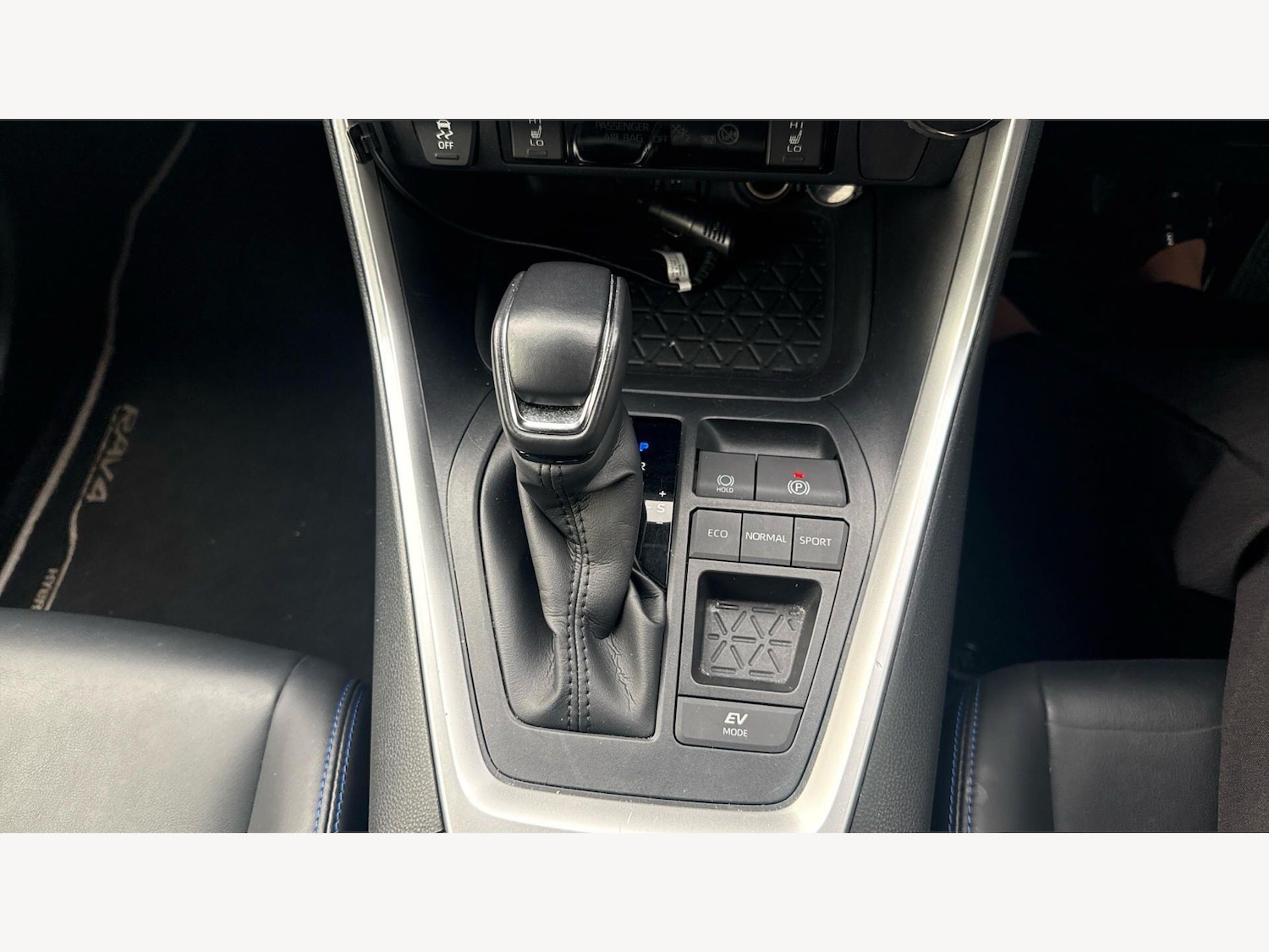 Used Toyota RAV4 2021 for sale - 77982498: Photo 27