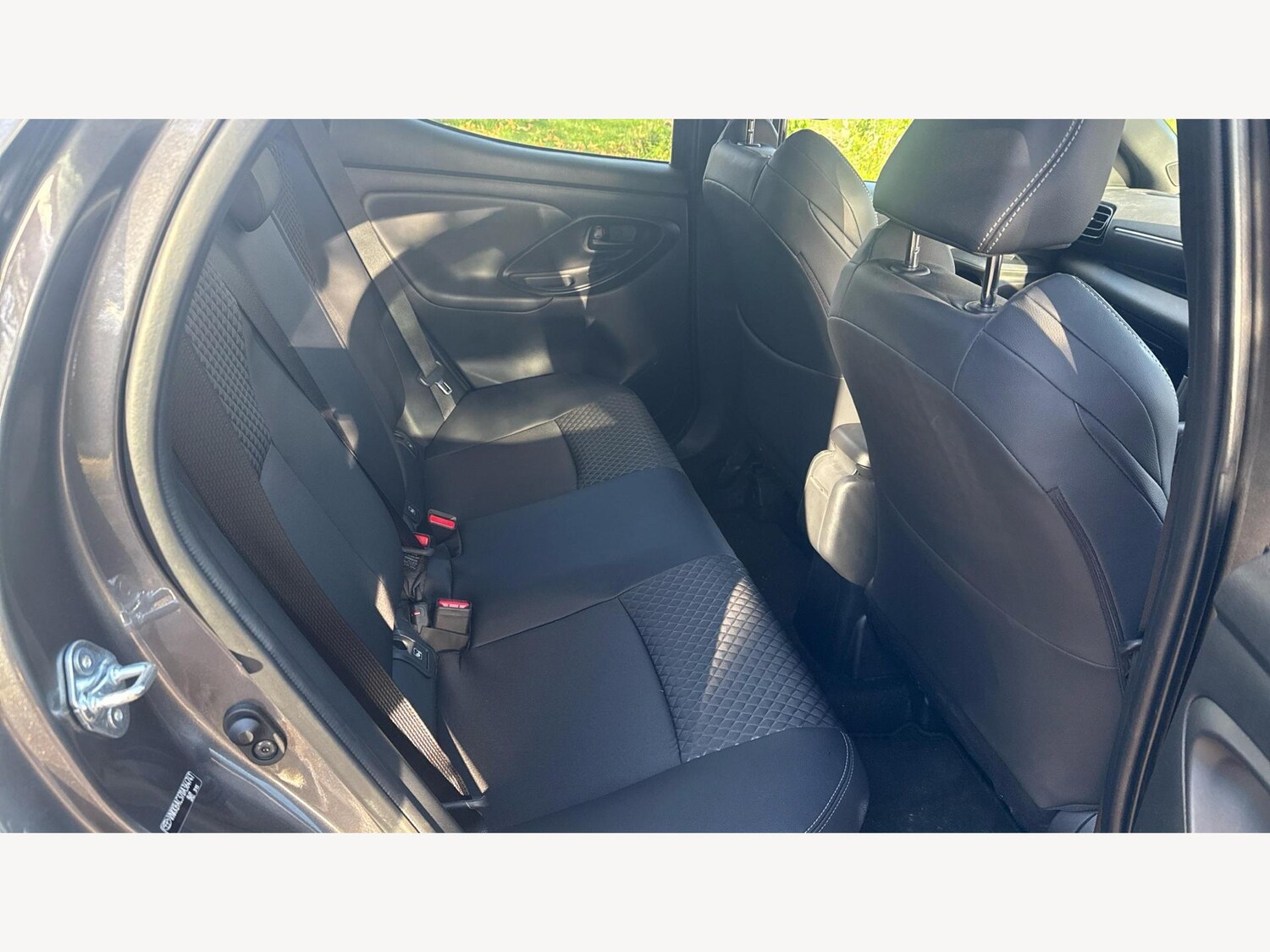 Used Toyota Yaris 2024 for sale - 76498427: Photo 14