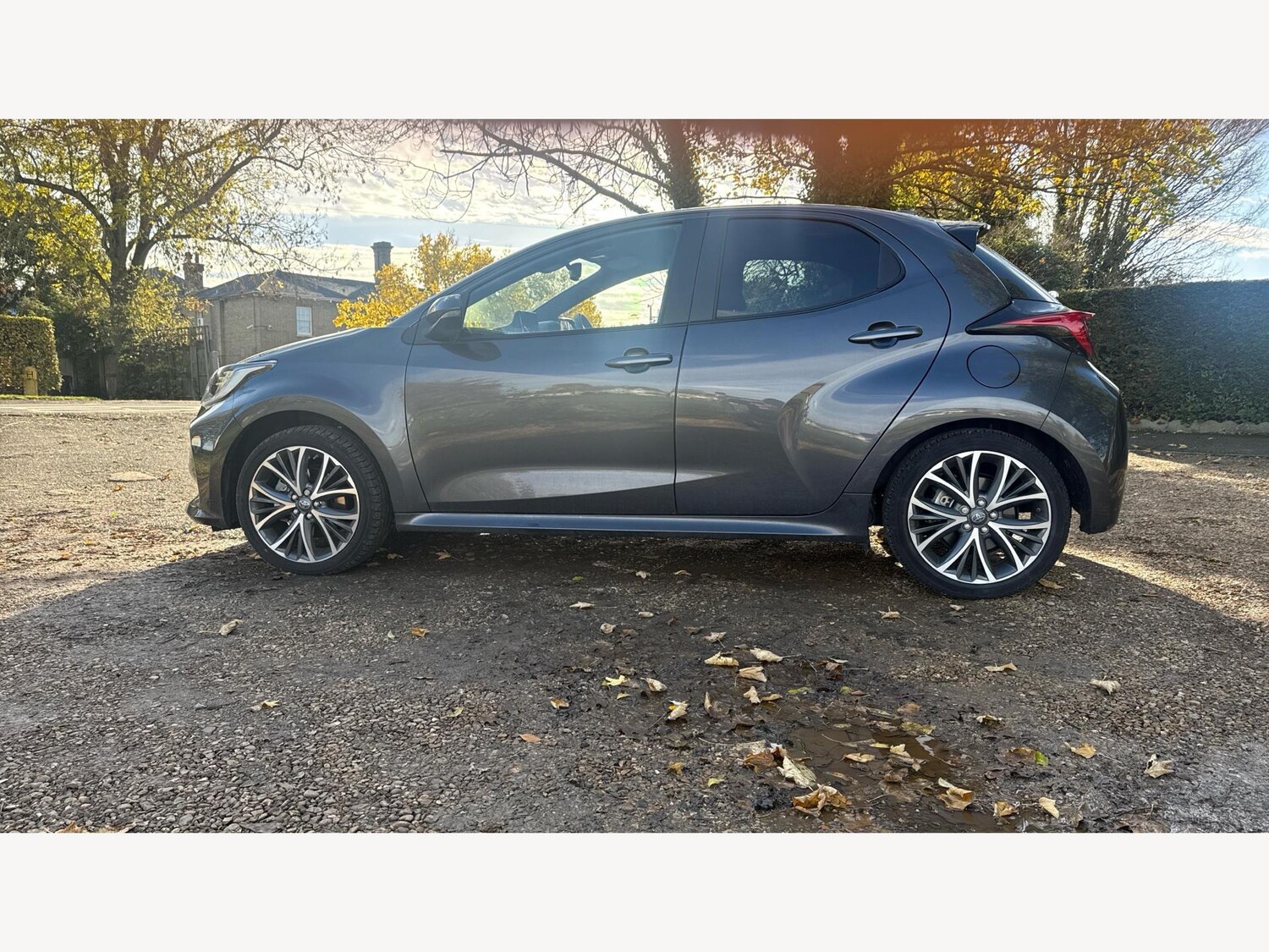 Used Toyota Yaris 2024 for sale - 76498427: Photo 19