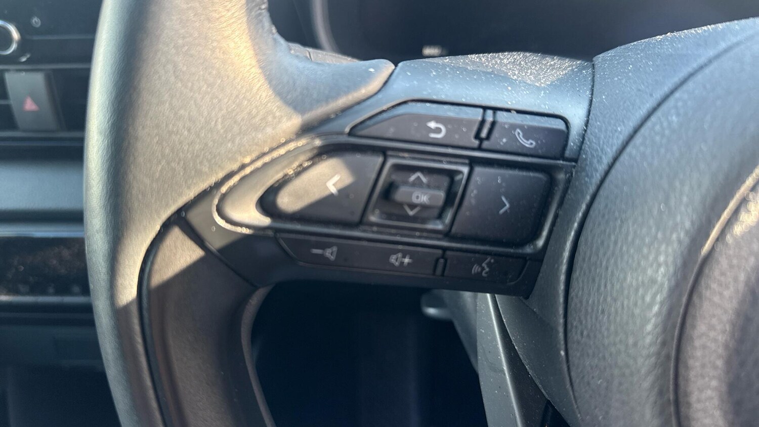 Used Toyota Yaris 2024 for sale - 76498427: Photo 35