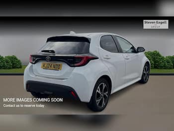 Used Toyota Yaris 2024 for sale - 79688142: Photo