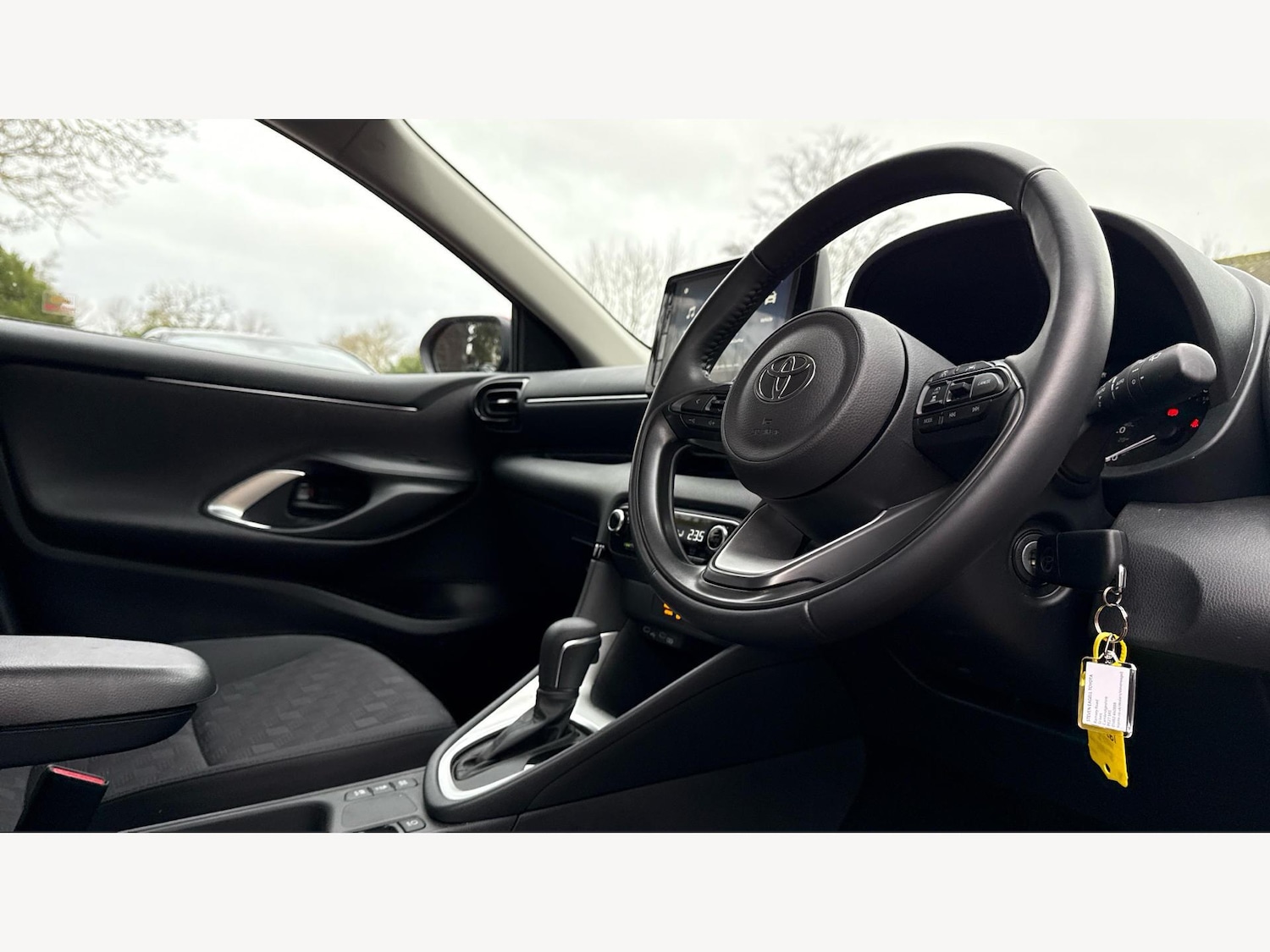 Used Toyota Yaris 2025 for sale - 77344047: Photo 13