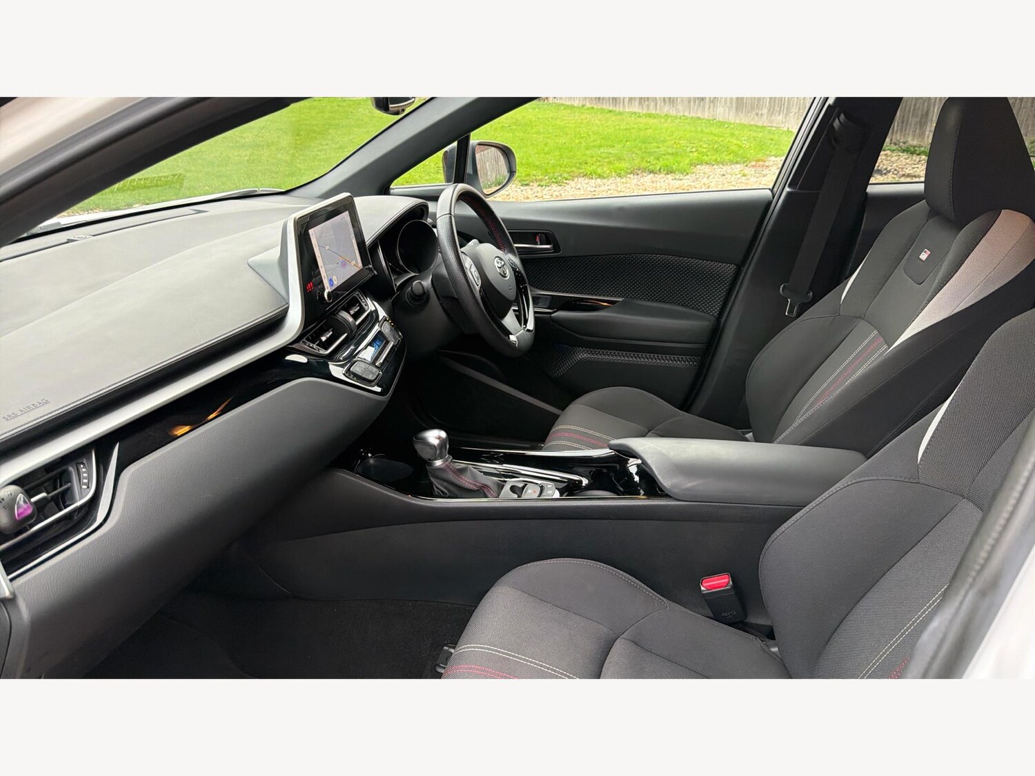 Used Toyota C-HR 2022 for sale - 77574656: Photo 12