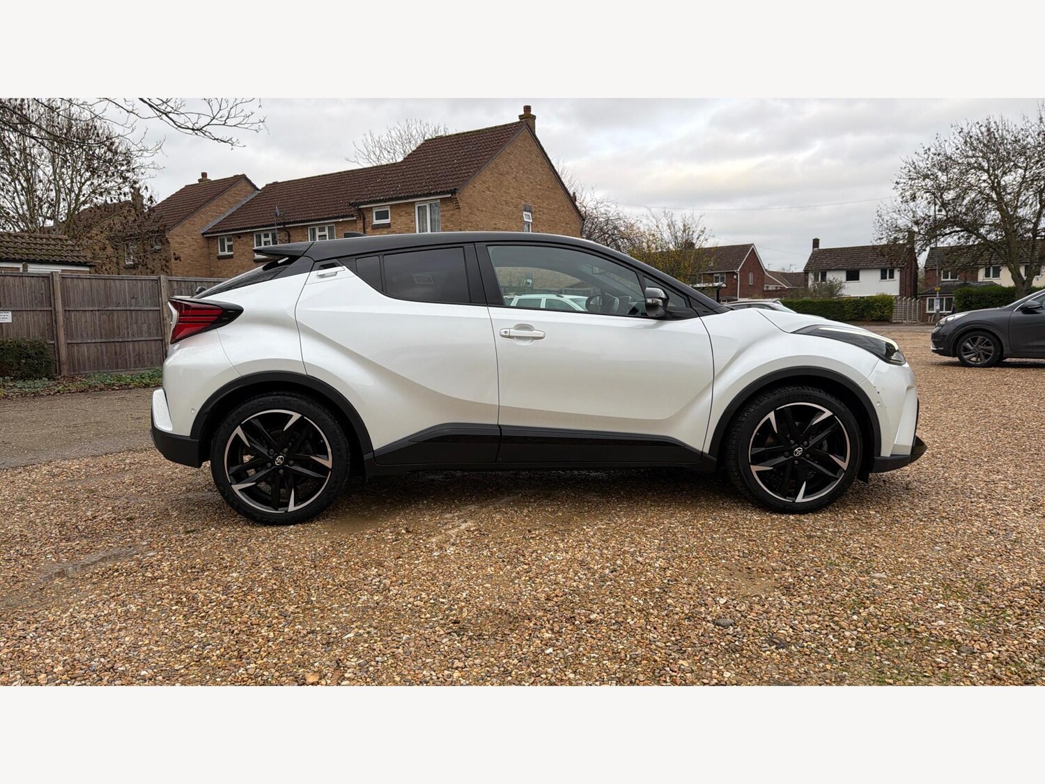 Used Toyota C-HR 2022 for sale - 77574656: Photo 18