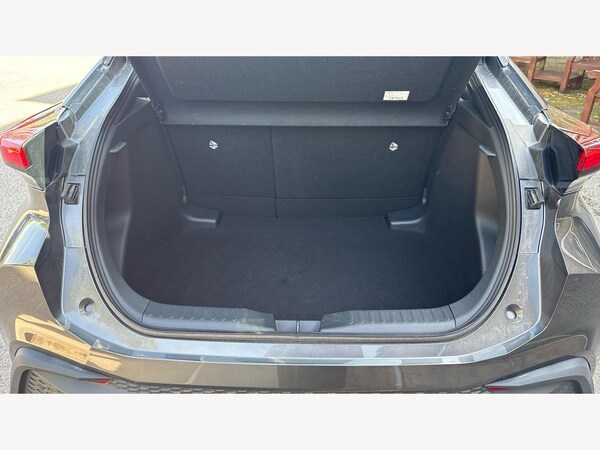 Used Toyota C-HR 2024 for sale - 76059796: Photo 16