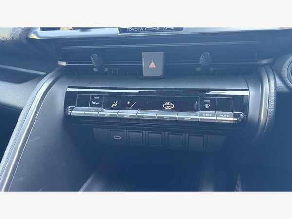 Used Toyota C-HR 2024 for sale - 76059796: Photo 22