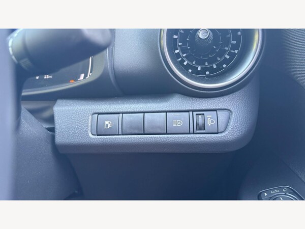 Used Toyota C-HR 2024 for sale - 76059796: Photo 27