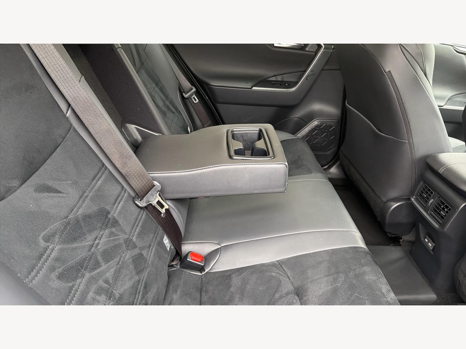 Used Toyota RAV4 2024 for sale - 77267225: Photo 31