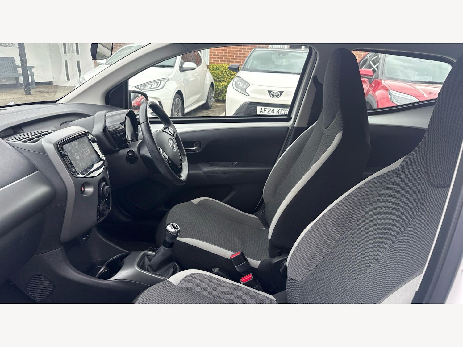Used Toyota AYGO for sale - 77925931: Photo 12