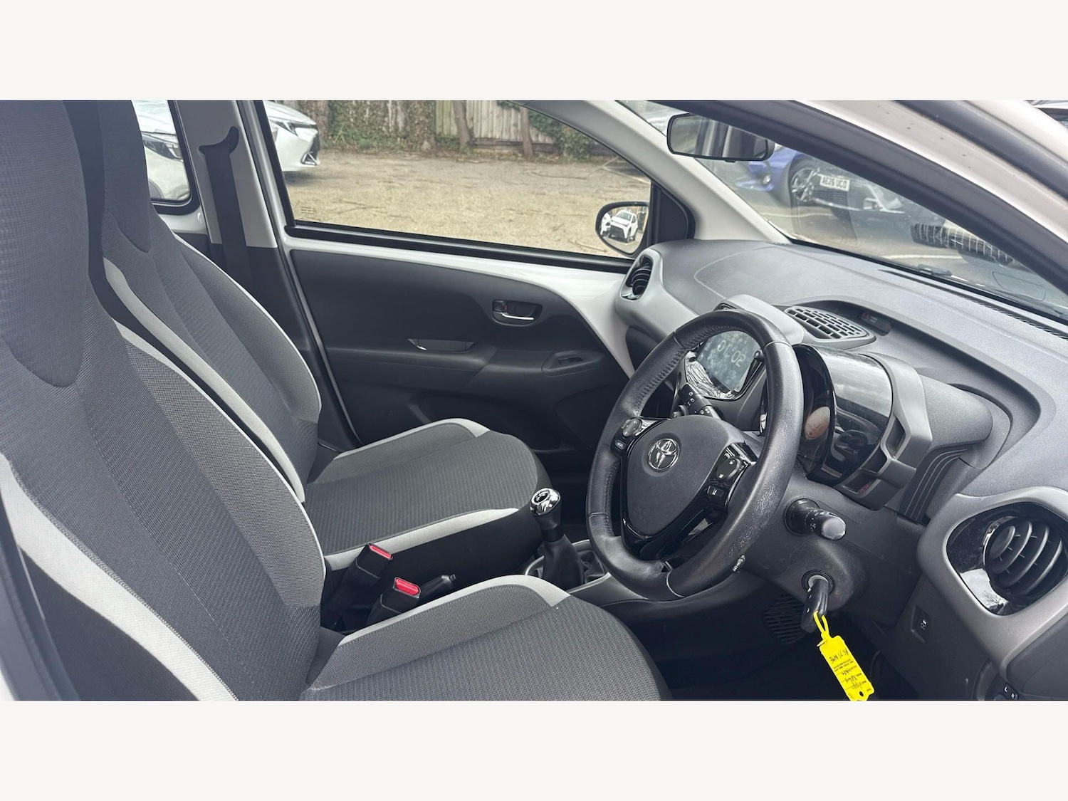 Used Toyota AYGO for sale - 77925931: Photo 13