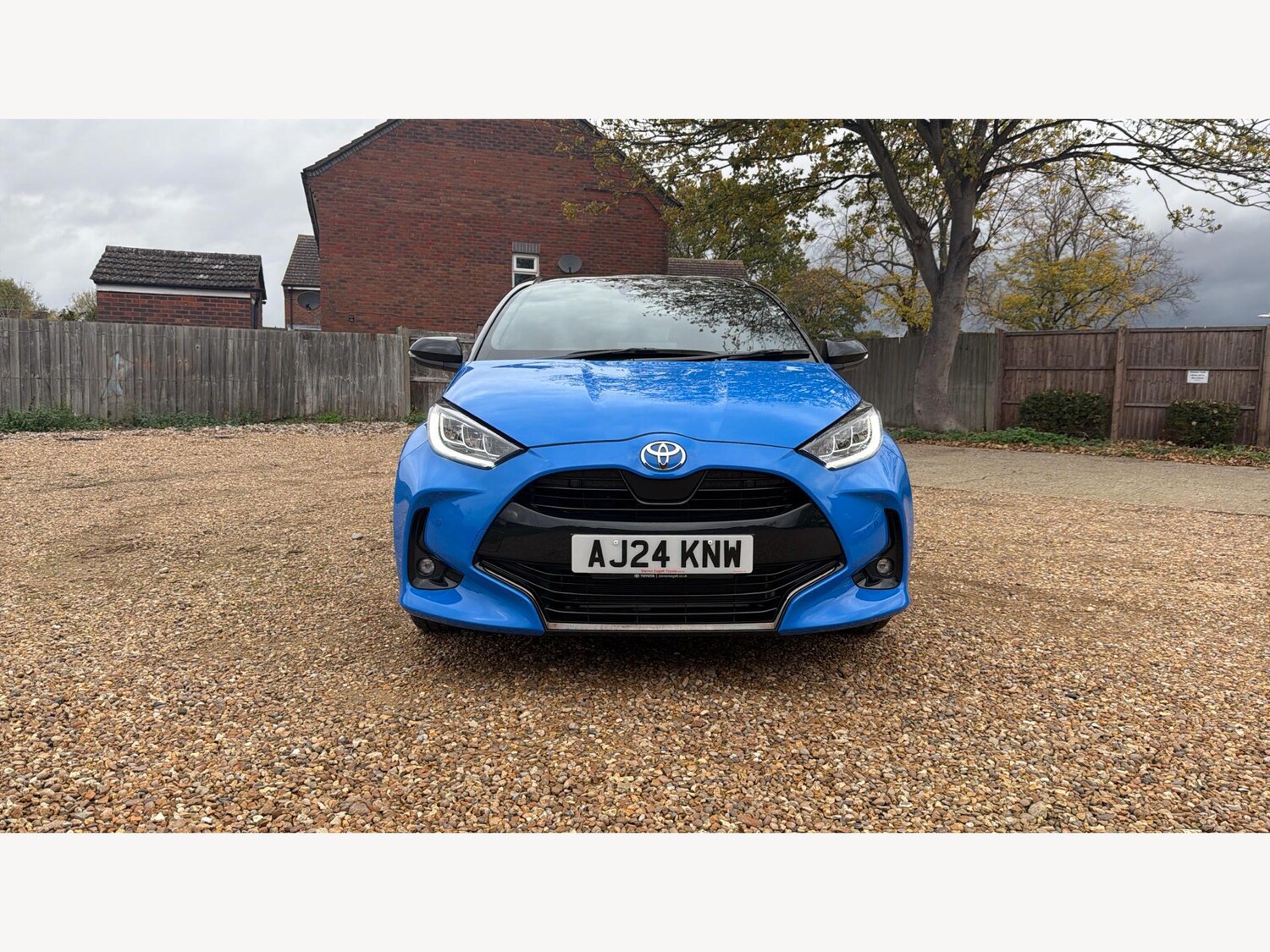 Used Toyota Yaris 2024 for sale - 76456991: Photo 17