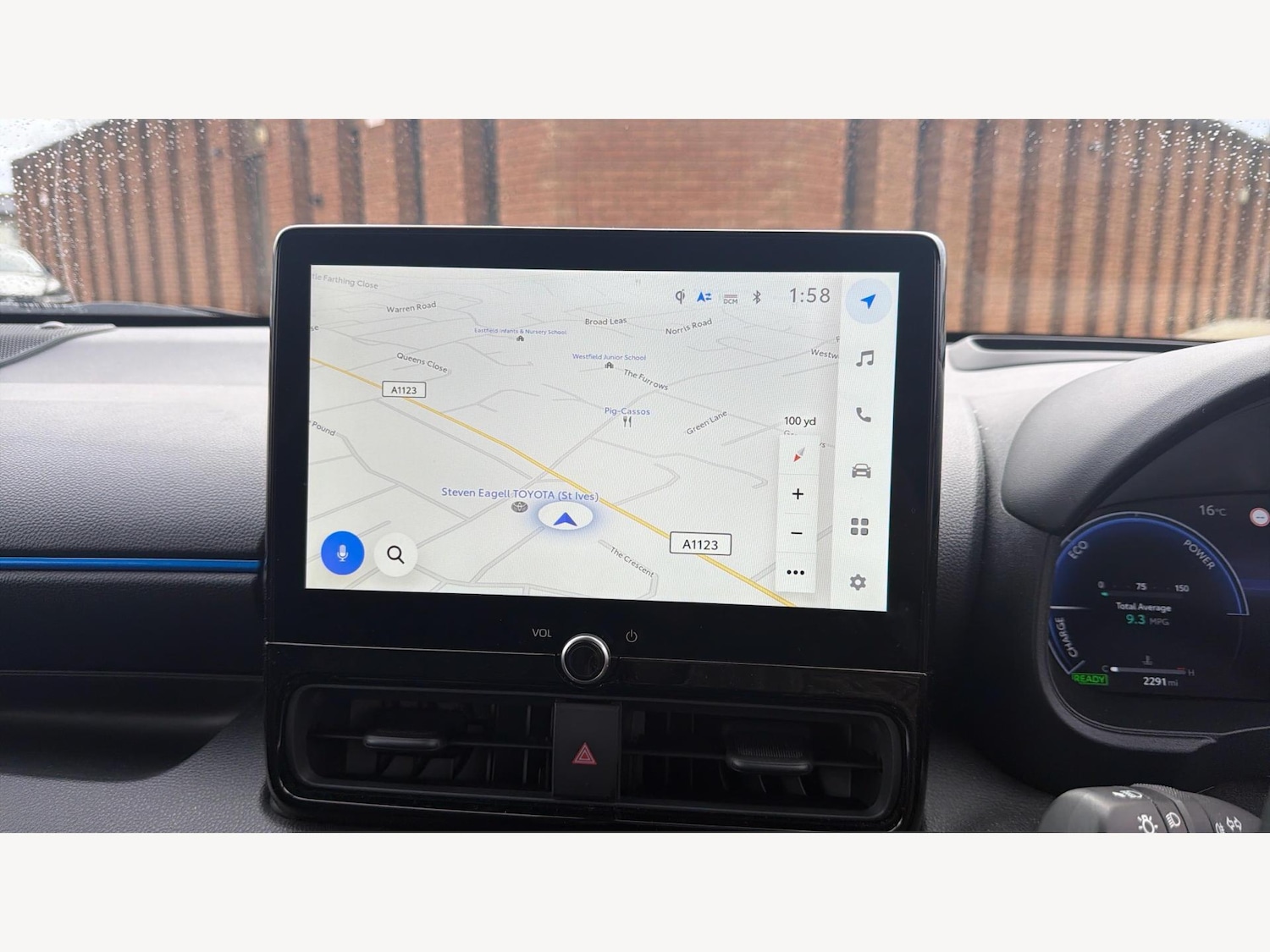 Used Toyota Yaris 2024 for sale - 76456991: Photo 9