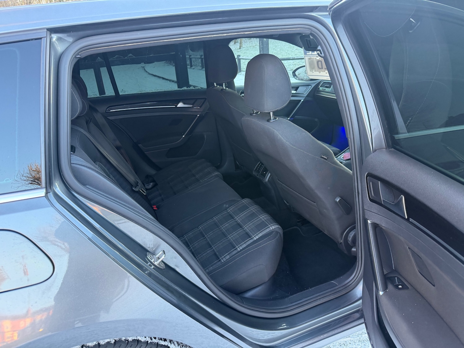 Used Volkswagen Golf 2017 for sale - 77106282: Photo 11