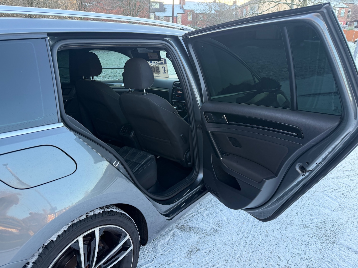 Used Volkswagen Golf 2017 for sale - 77106282: Photo 9