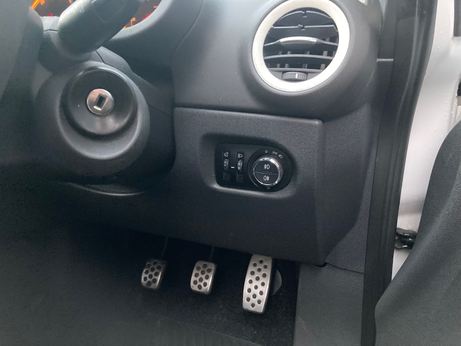 Used Vauxhall Corsa 2014 for sale - 76393488: Photo 15