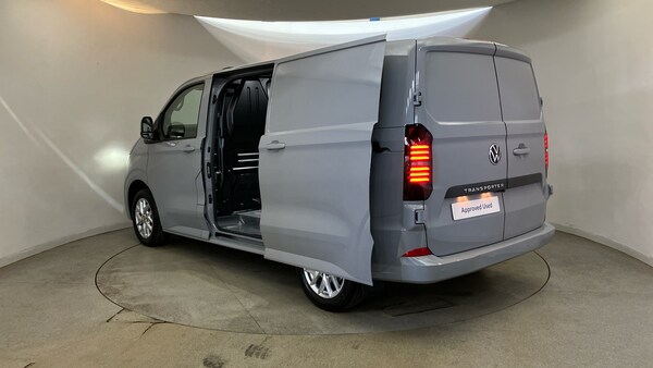 Used Volkswagen Transporter 2025 for sale - 76156511: Photo 37