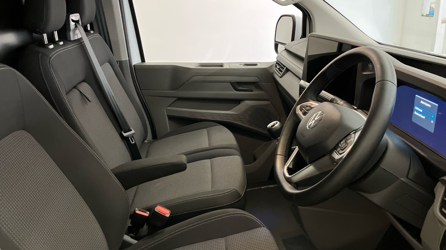 Used Volkswagen Transporter 2025 for sale - 76776322: Photo 29