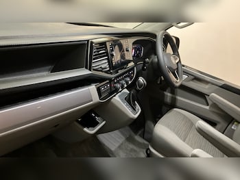 Used Volkswagen California 2023 for sale - 76117290: Photo 2