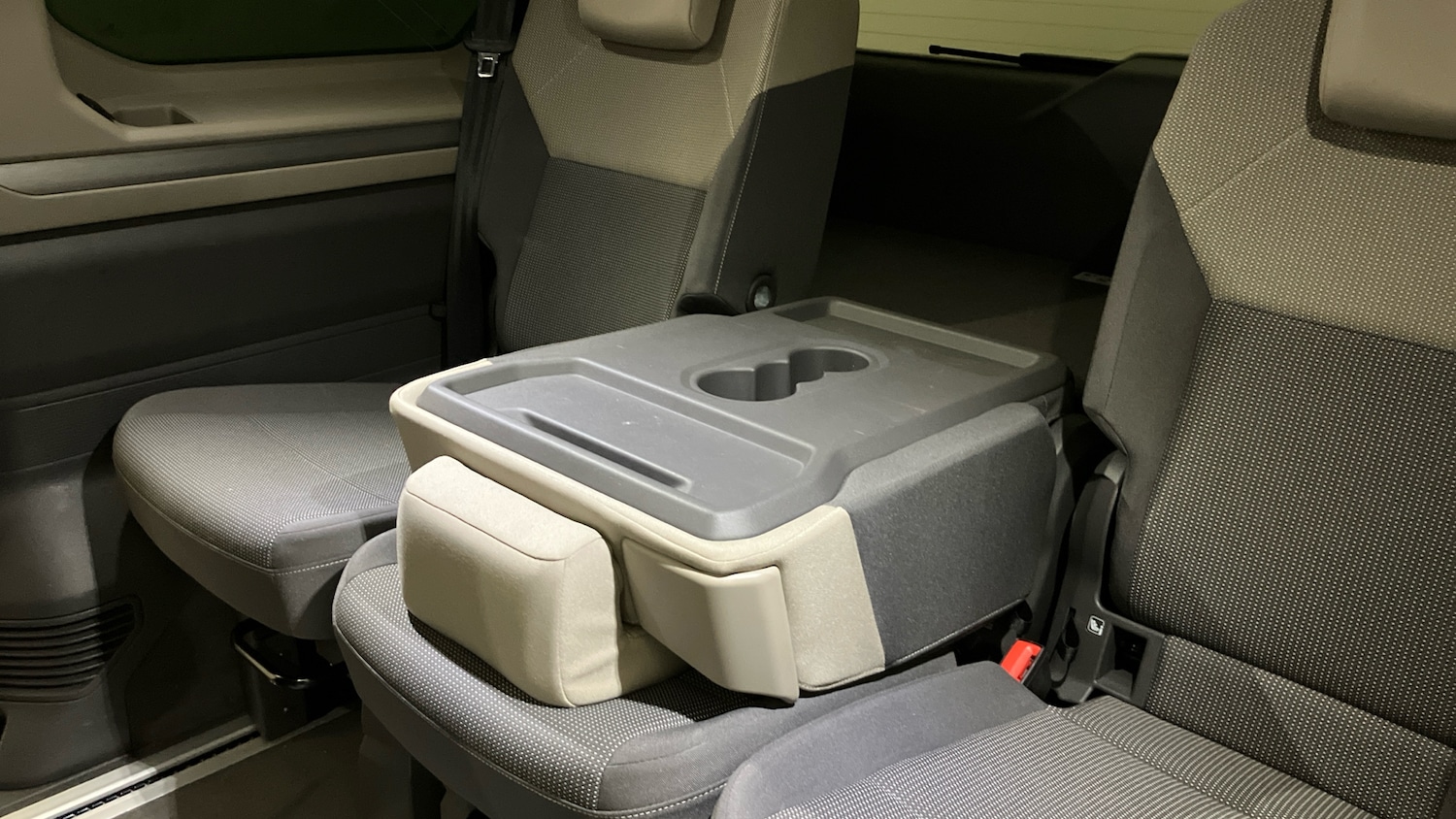 Used Volkswagen Multivan 2025 for sale - 76340493: Photo 26