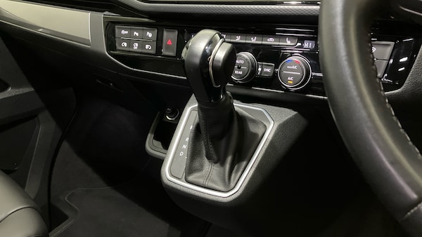 Used Volkswagen Caravelle 2021 for sale - 76205405: Photo 14