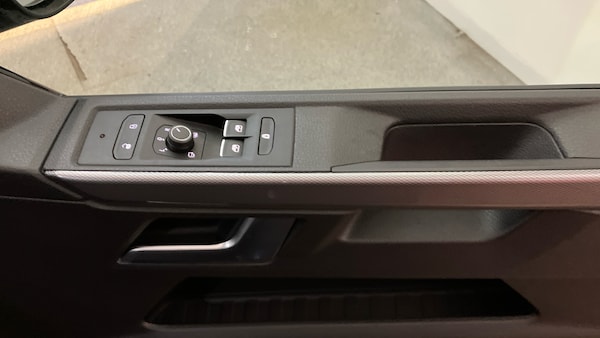 Used Volkswagen Caravelle 2021 for sale - 76205405: Photo 19