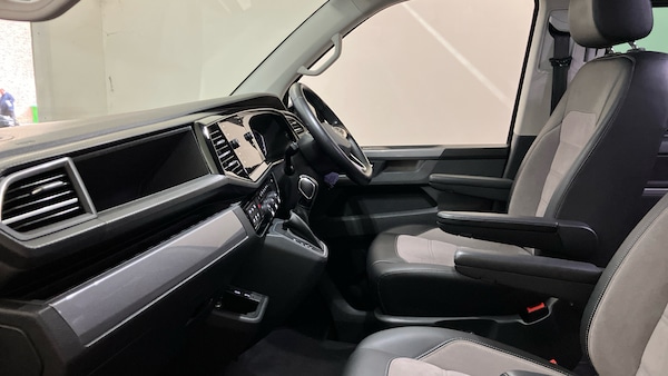 Used Volkswagen Caravelle 2021 for sale - 76205405: Photo 23