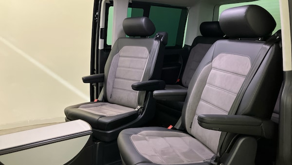 Used Volkswagen Caravelle 2021 for sale - 76205405: Photo 31
