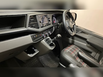 Used Volkswagen Transporter 2020 for sale - 78452654: Photo