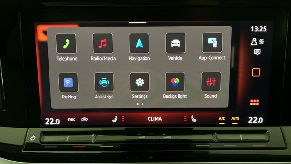 Used Volkswagen Multivan 2025 for sale - 76219609: Photo 41