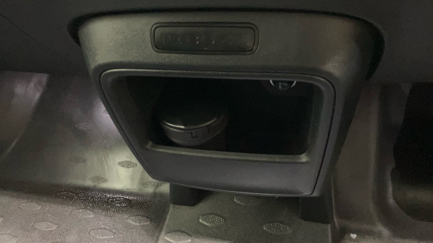 2023 Volkswagen ID-Buzz Cargo 150kW Commerce Plus 77kWh Auto Van Electric Automa - Picture 14 of 24
