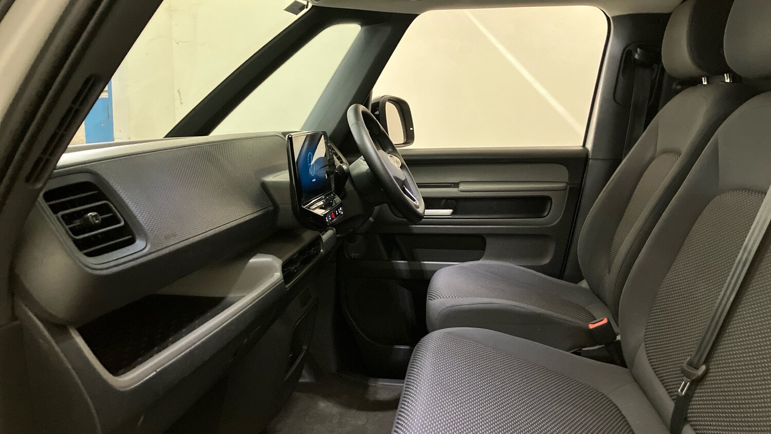 2023 Volkswagen ID-Buzz Cargo 150kW Commerce Plus 77kWh Auto Van Electric Automa - Picture 23 of 24