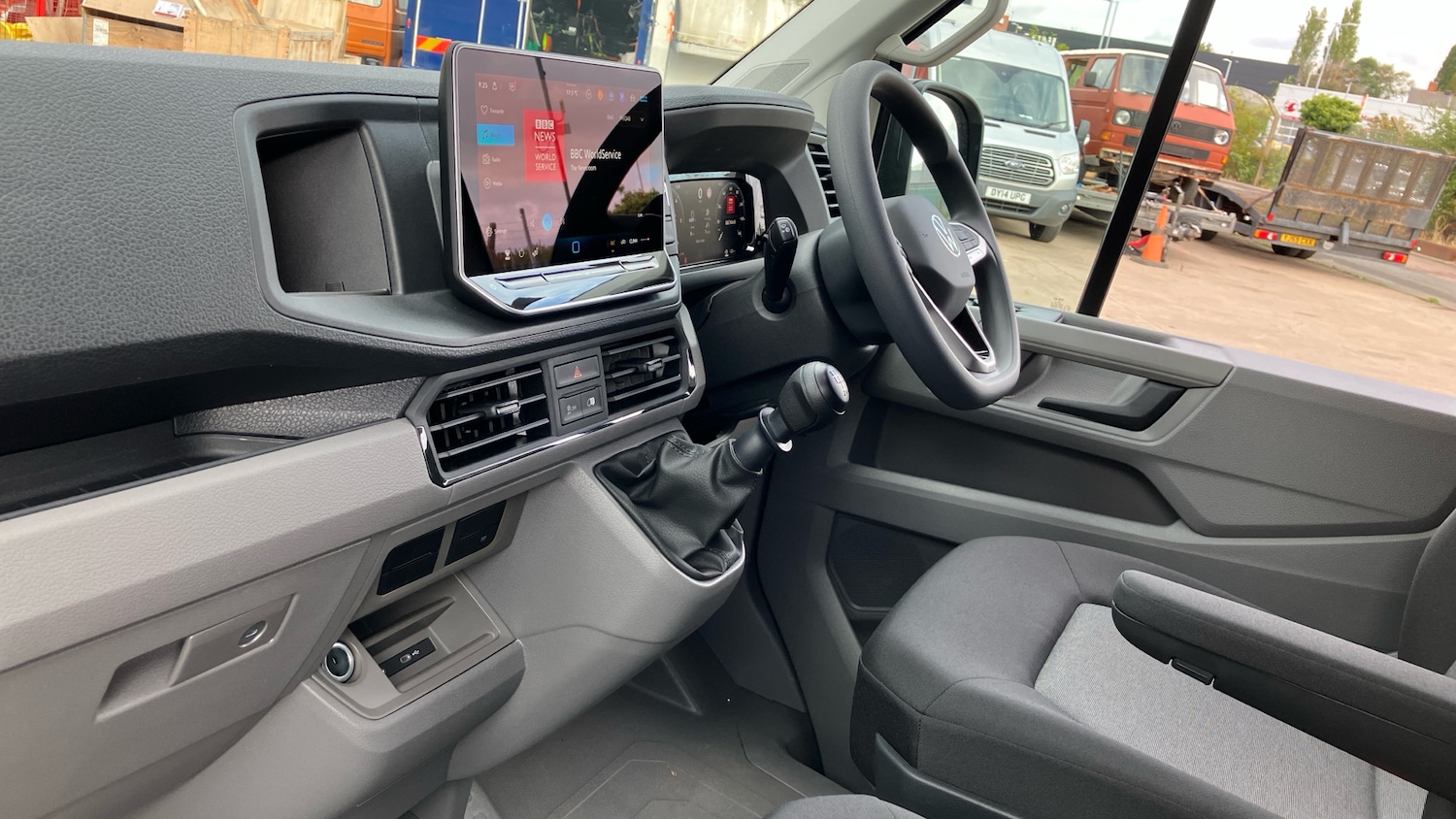 Used Volkswagen Crafter 2025 for sale - 76156508: Photo 2