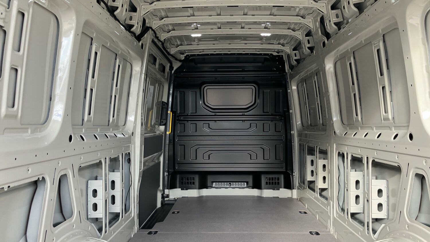 Used Volkswagen Crafter 2025 for sale - 76156508: Photo 20