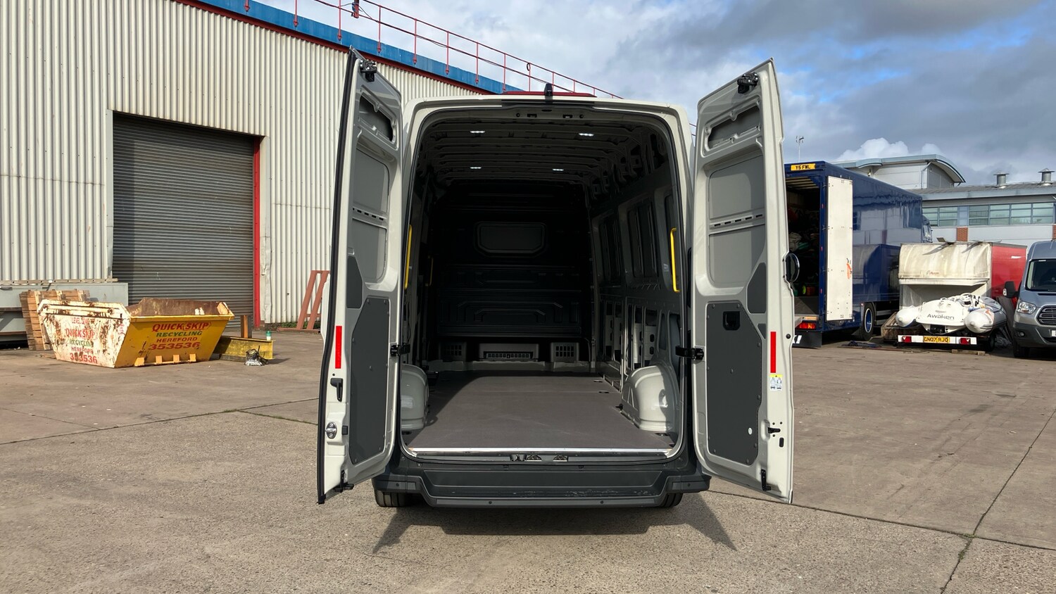 Used Volkswagen Crafter 2025 for sale - 76156508: Photo 41