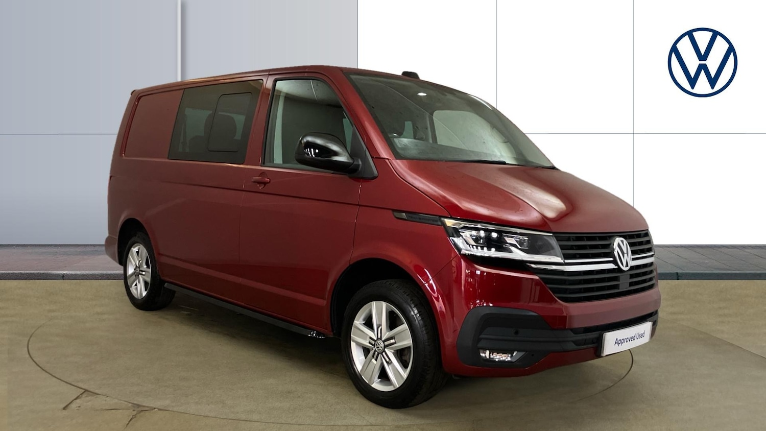 Used Volkswagen Transporter 2021 for sale - 76322395: Photo 1