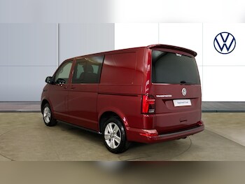 Used Volkswagen Transporter 2021 for sale - 76322395: Photo