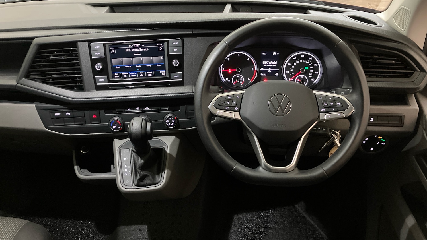 Used Volkswagen Transporter 2021 for sale - 76322395: Photo 9