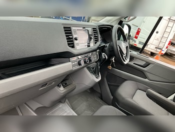 Used Volkswagen Crafter 2023 for sale - 76507245: Photo