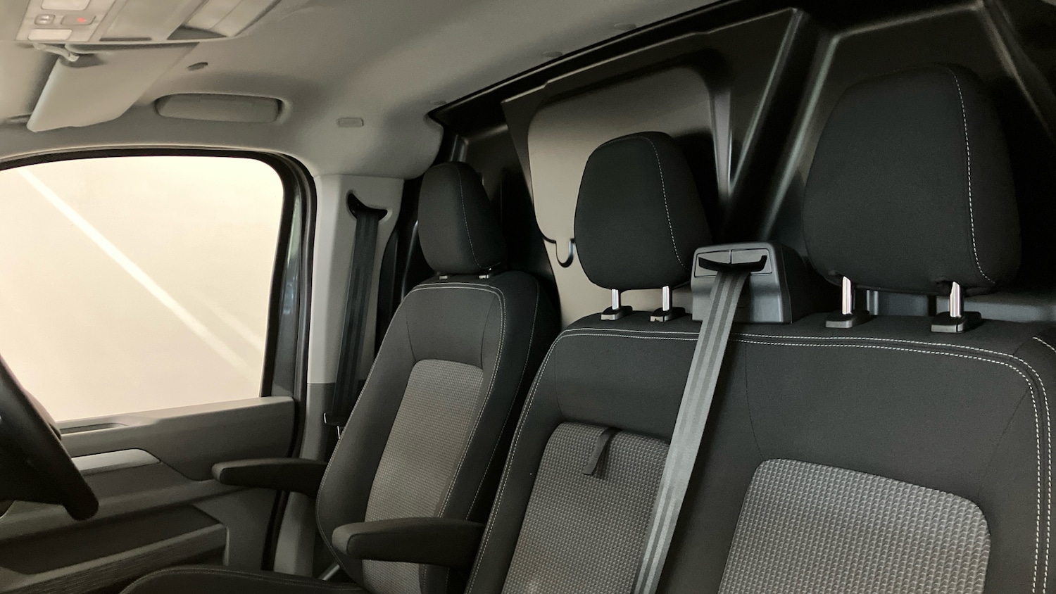 Used Volkswagen Transporter 2025 for sale - 77664863: Photo 16