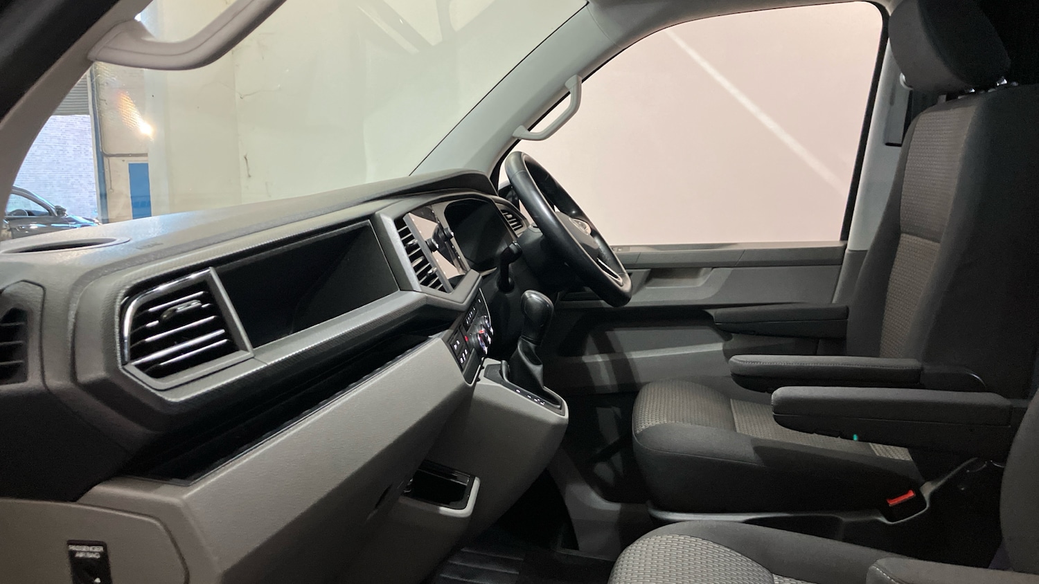 Used Volkswagen Transporter 2021 for sale - 77062050: Photo 23