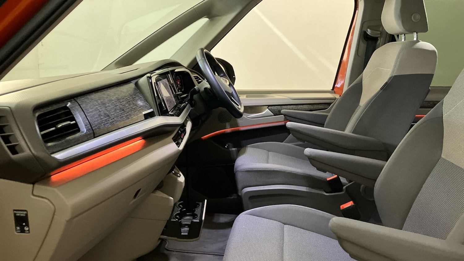 Used Volkswagen Multivan 2022 for sale - 76143542: Photo 22