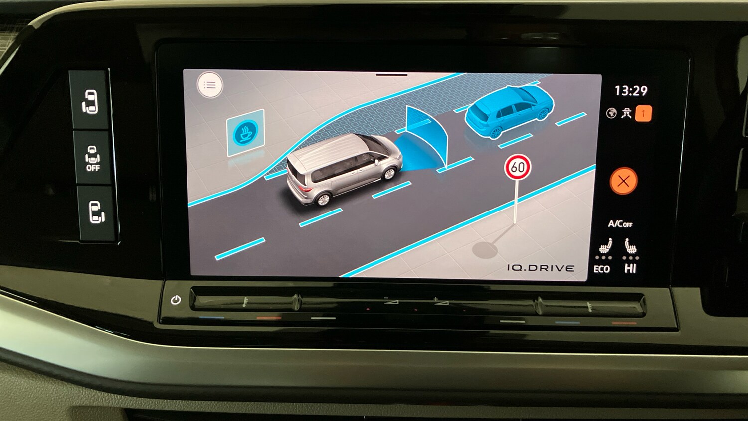 Used Volkswagen Multivan 2022 for sale - 76143542: Photo 41